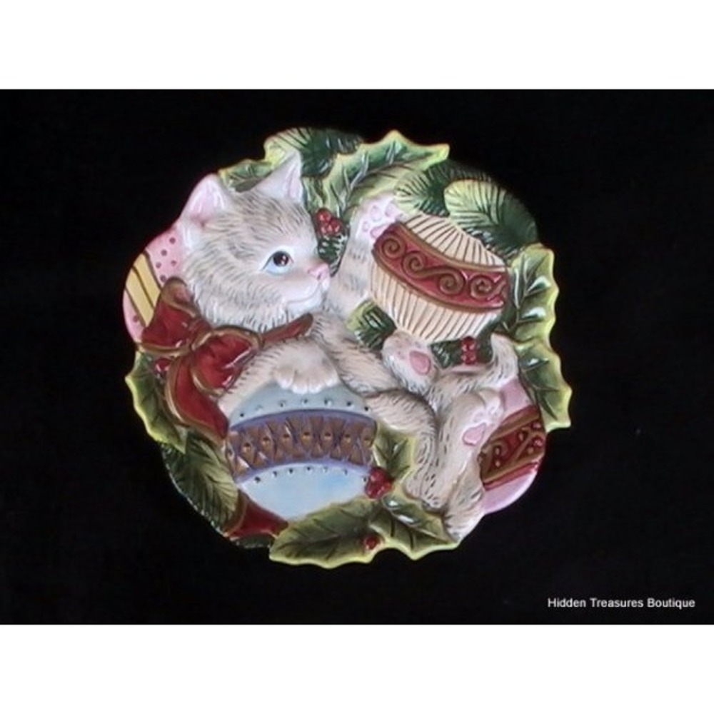 Fitz and Floyd Essentials Kristmas Kitty Ceramic Christmas Plate 3D Relief Cat